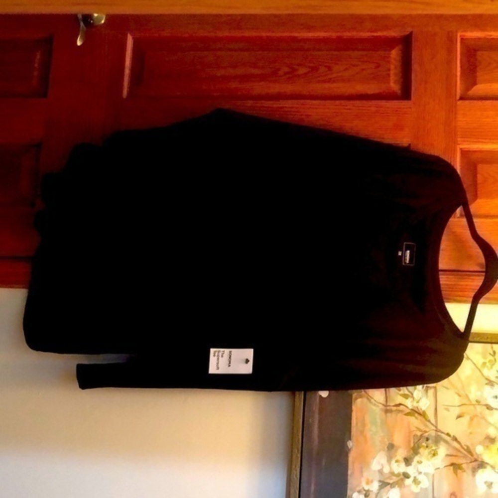 Sonoma long black sweater with tulip style bottom very pretty extremely soft 2X